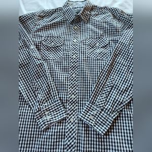 CARBON Men's Button Up Shirt. Size Large. Long Adjustable Sleeves